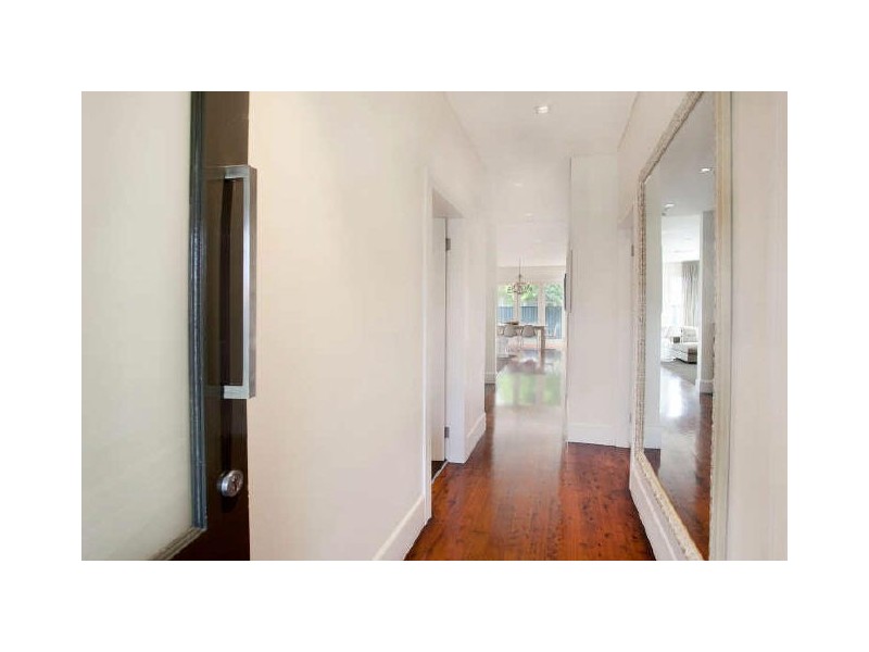 4 Nield Avenue, Rodd Point NSW 2046