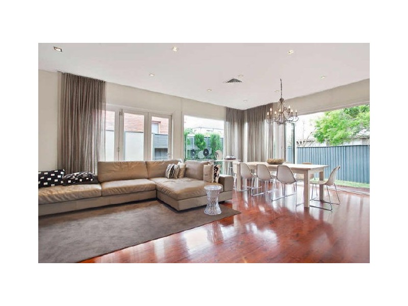 4 Nield Avenue, Rodd Point NSW 2046