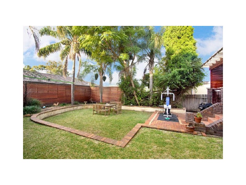 52 Hampden Road, Russell Lea NSW 2046