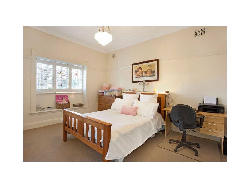 52 Hampden Road, Russell Lea NSW 2046