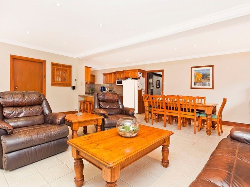2 Pine Avenue, Russell Lea NSW 2046