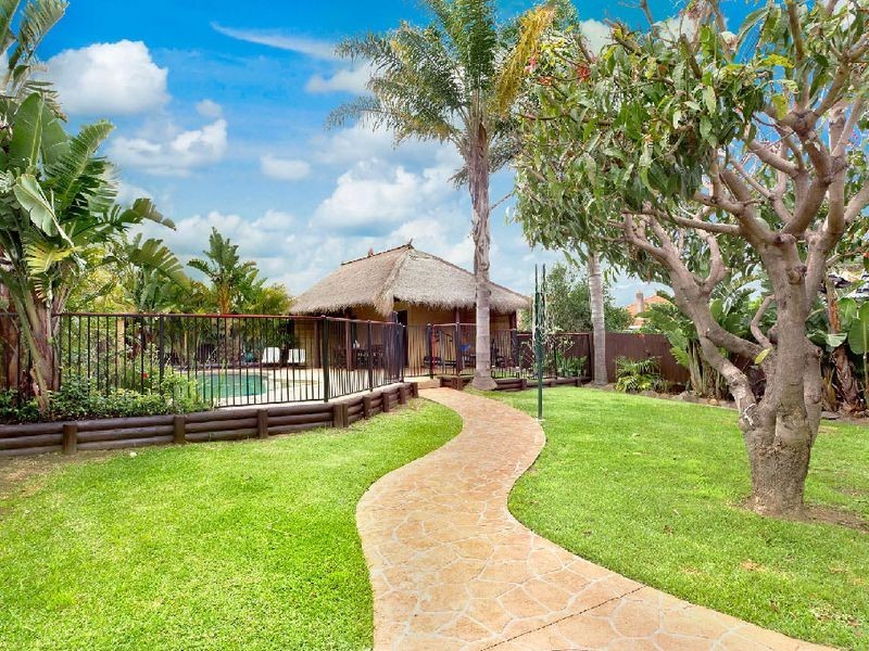 2 Pine Avenue, Russell Lea NSW 2046