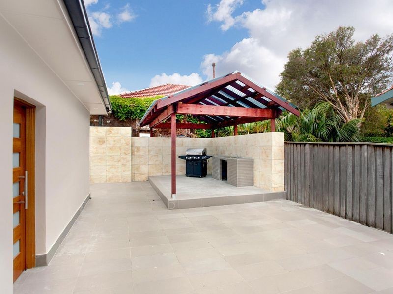 60 Henley Marine Drive, Rodd Point NSW 2046