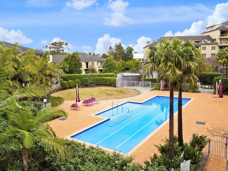 6/10 Kings Park Circuit, Five Dock NSW 2046