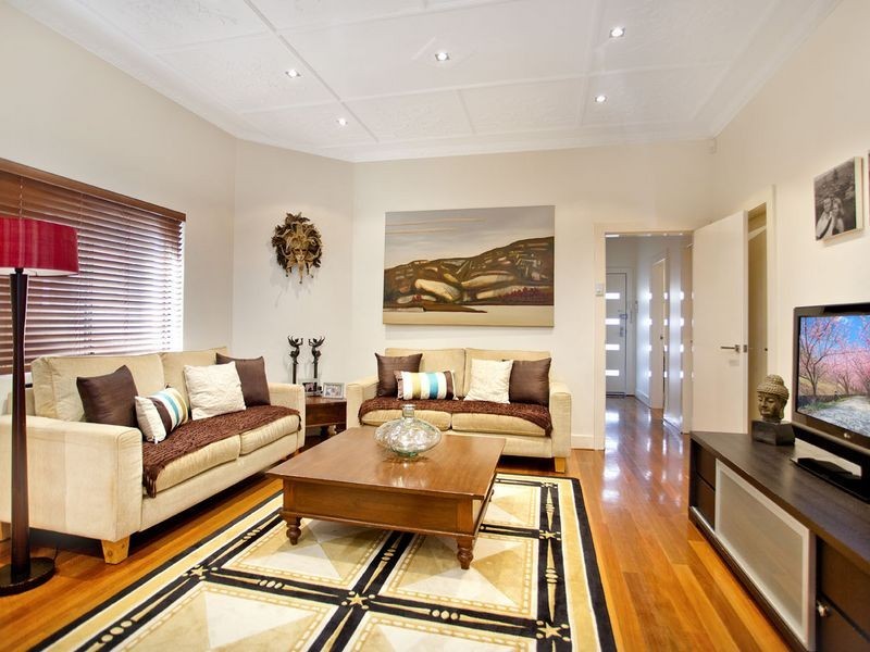 52 Bouvardia Street, Russell Lea NSW 2046