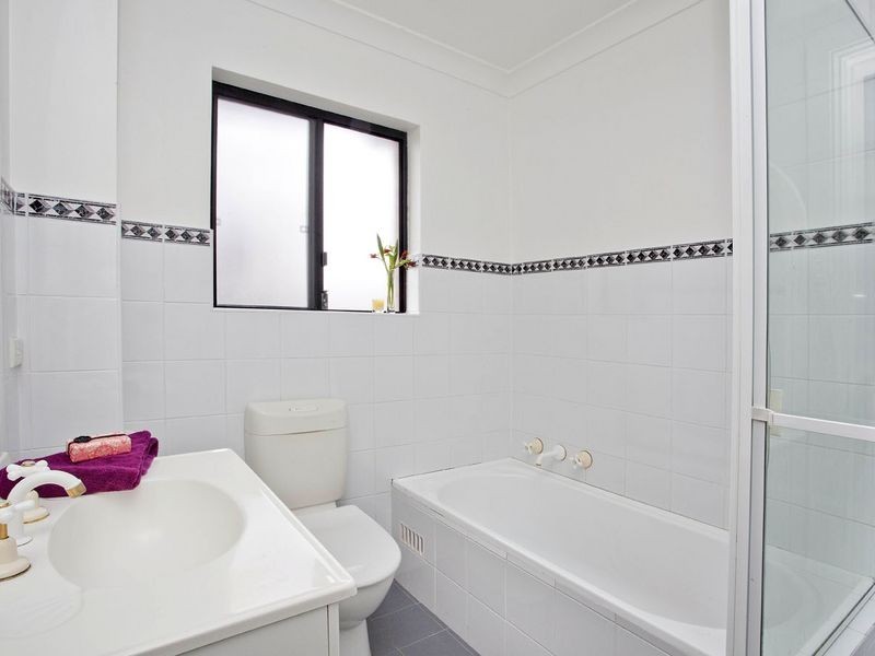 2/8 Cross Street, Five Dock NSW 2046