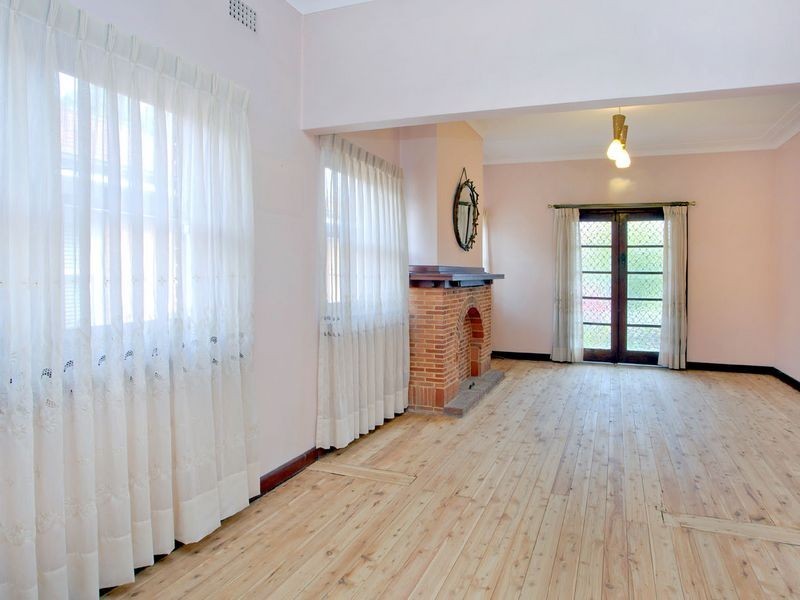 4 McCulloch Street, Russell Lea NSW 2046