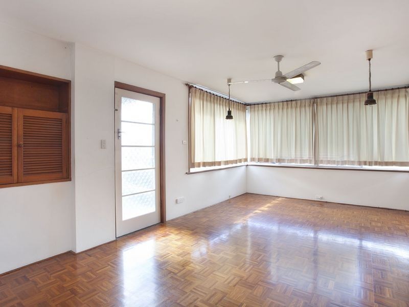 4 McCulloch Street, Russell Lea NSW 2046