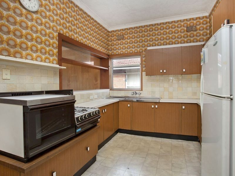 4 McCulloch Street, Russell Lea NSW 2046