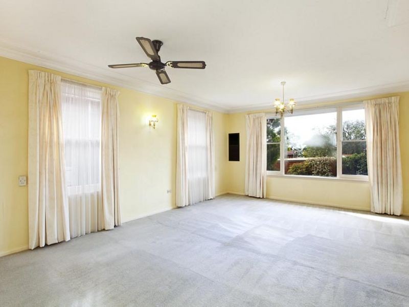 2 McCulloch Street, Russell Lea NSW 2046