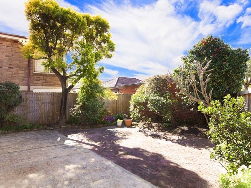 2 McCulloch Street, Russell Lea NSW 2046