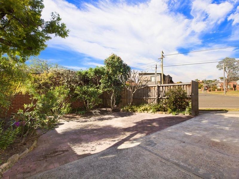 2 McCulloch Street, Russell Lea NSW 2046