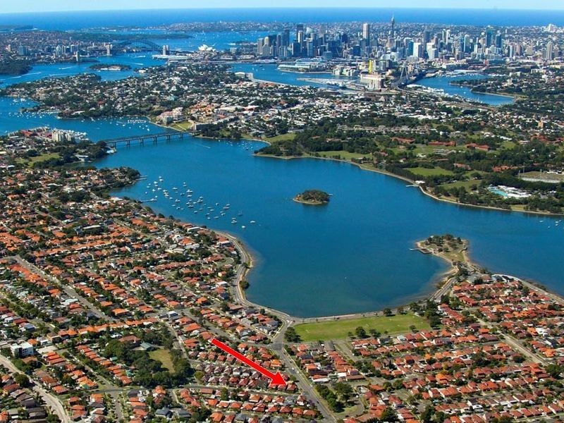 2 McCulloch Street, Russell Lea NSW 2046