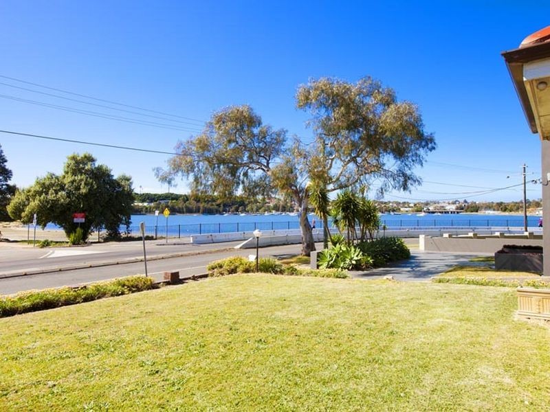 86 Henley Marine Drive, Rodd Point NSW 2046
