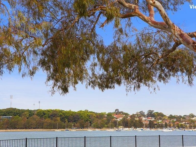 86 Henley Marine Drive, Rodd Point NSW 2046