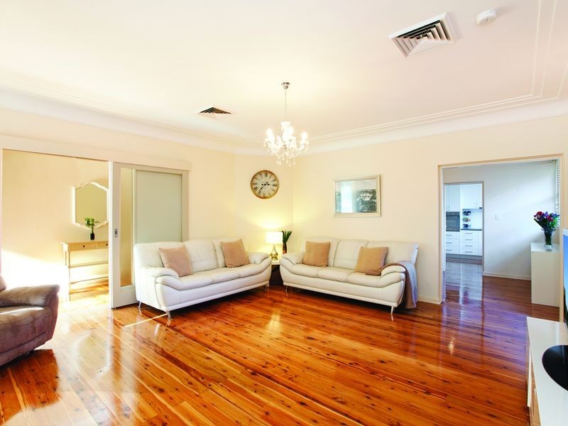 3 Whittall Street, Russell Lea NSW 2046