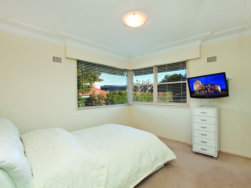 3 Whittall Street, Russell Lea NSW 2046