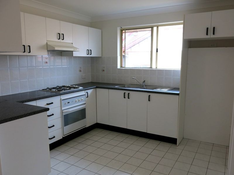 4/49 Duke Street, Campsie NSW 2194