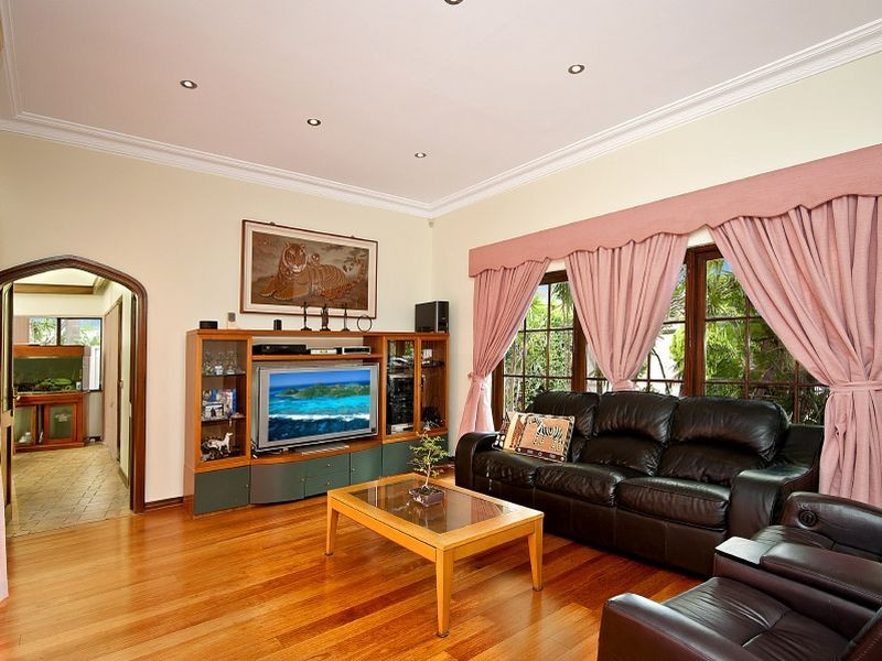 87 Bayview Road, Canada Bay NSW 2046