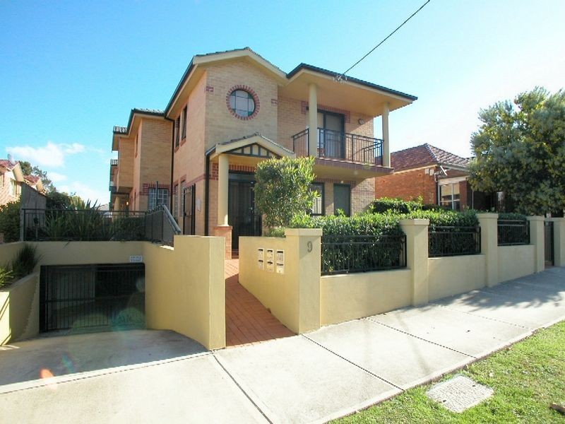 2/9 Park Road, Five Dock NSW 2046