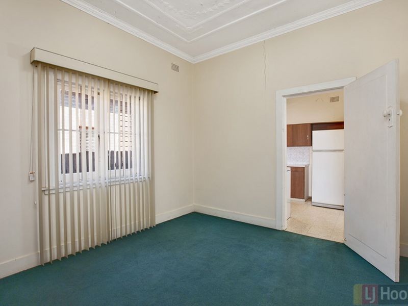 4 Boronia Avenue, Russell Lea NSW 2046