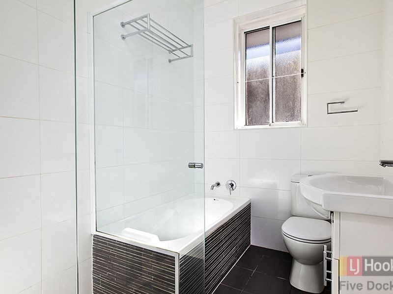 6/6 Dunmore Street, Croydon Park NSW 2133