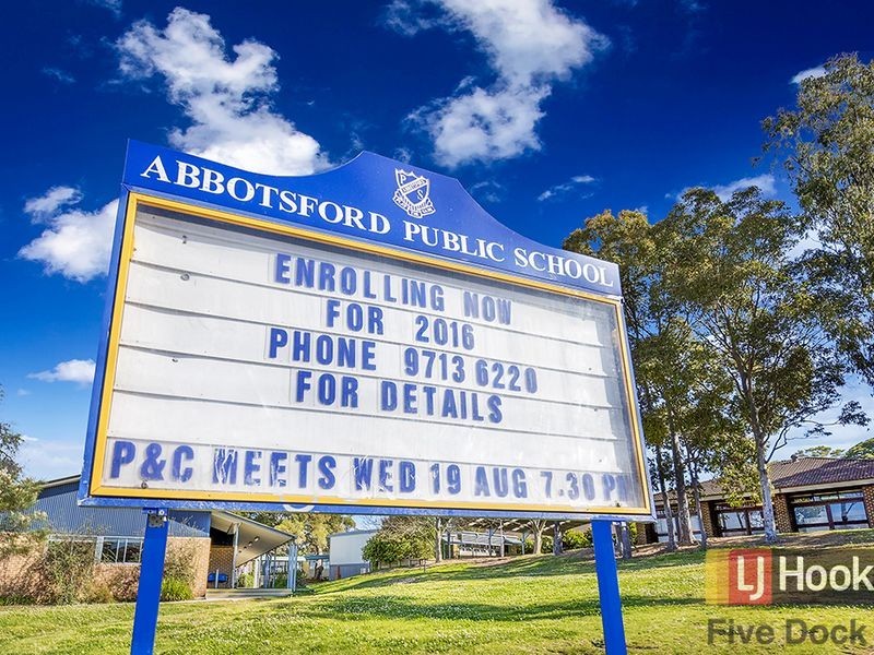 52 Blackwall Point Road, Abbotsford NSW 2046