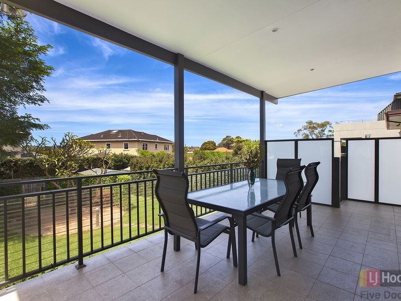 30 Lamrock Avenue, Russell Lea NSW 2046