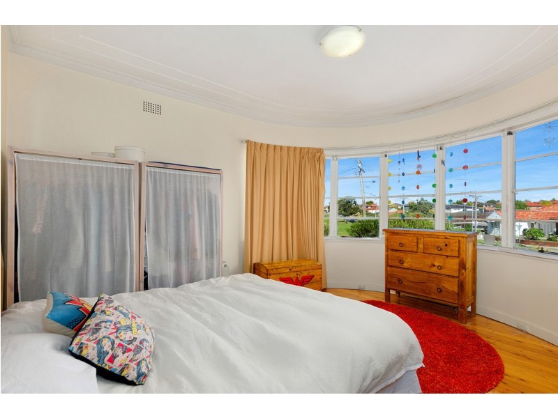 73 Barnstaple Road, Russell Lea NSW 2046