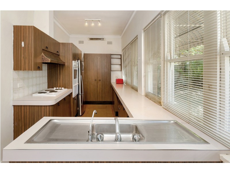 73 Barnstaple Road, Russell Lea NSW 2046