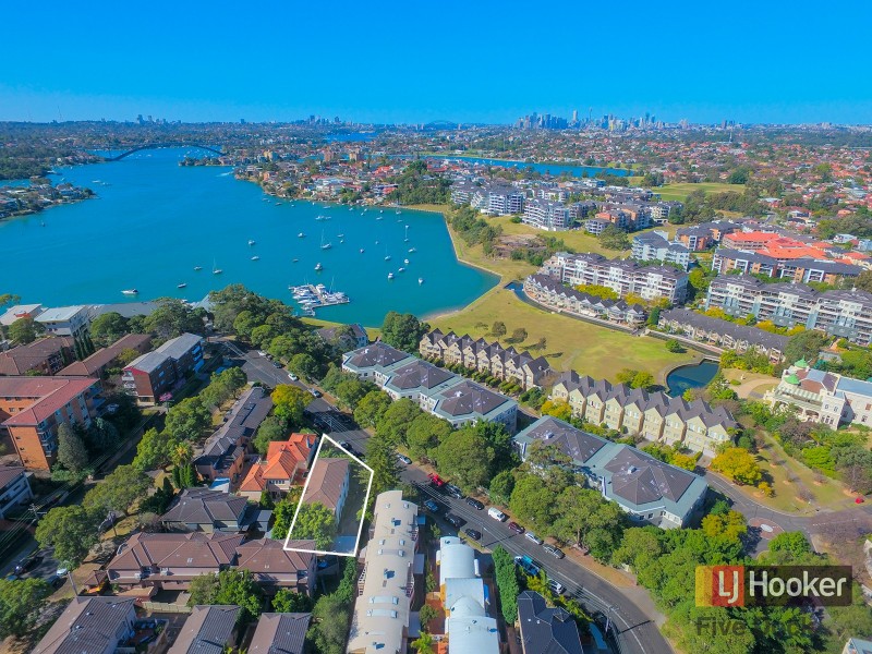 19 Walton Crescent, Abbotsford NSW 2046