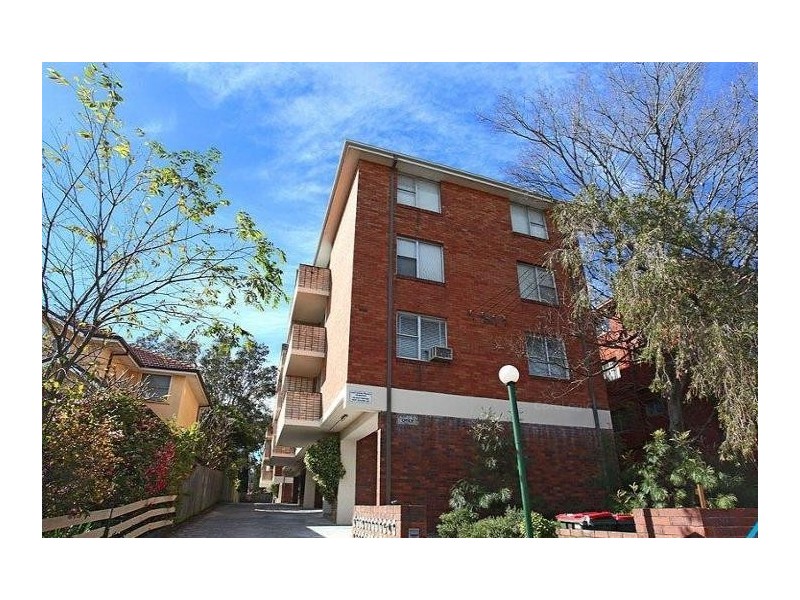 4/5 Western Crescent, Gladesville NSW 2111