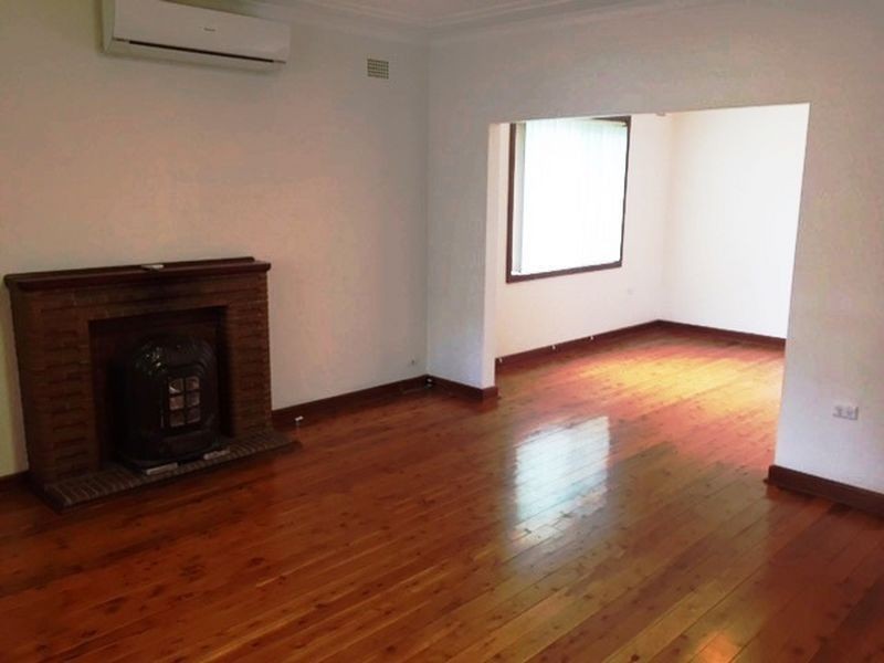 22 Rowley Road, Russell Lea NSW 2046