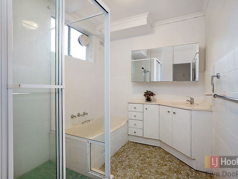 1/58 Kings Road, Five Dock NSW 2046