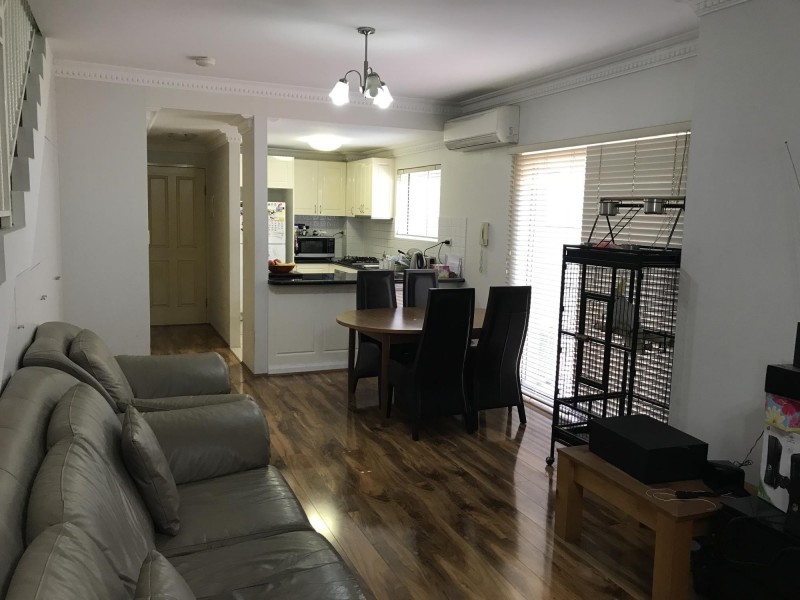 2/1 Montrose Road, Abbotsford NSW 2046