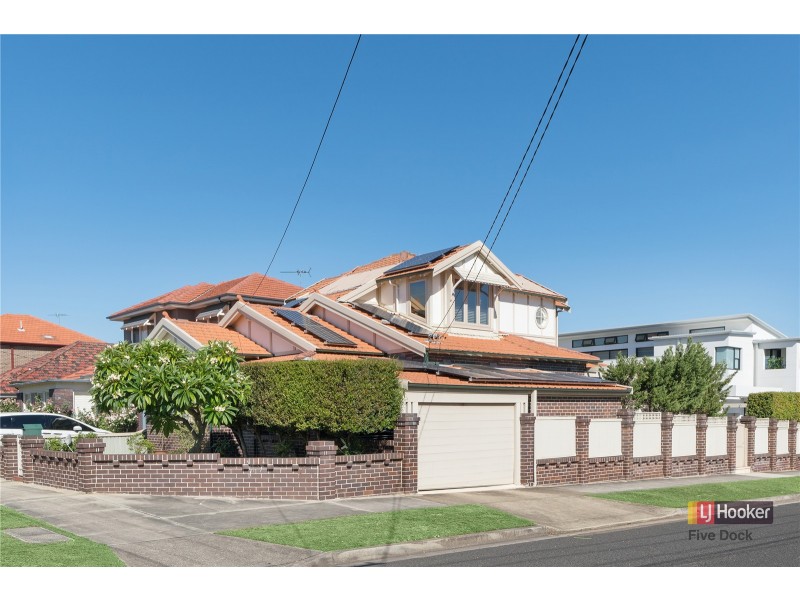 33 First Avenue, Rodd Point NSW 2046