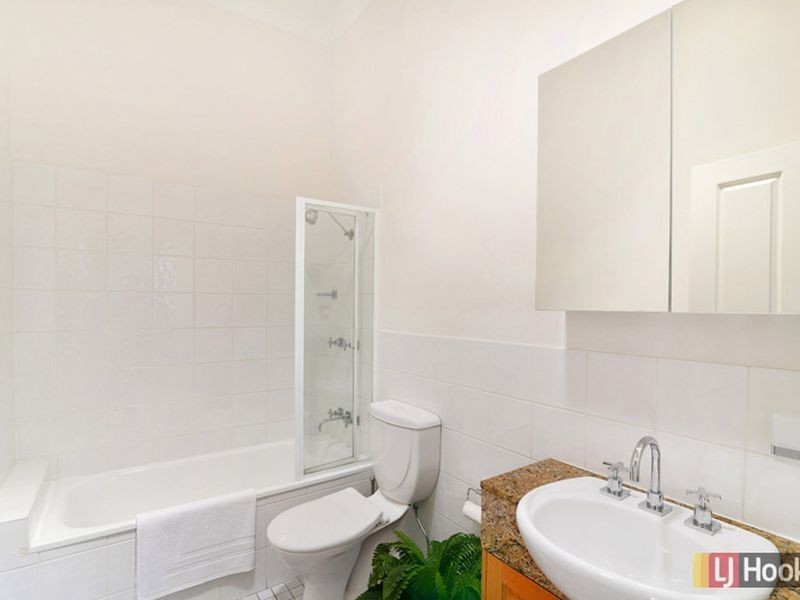 1/33-35 Collingwood Street, Drummoyne NSW 2047