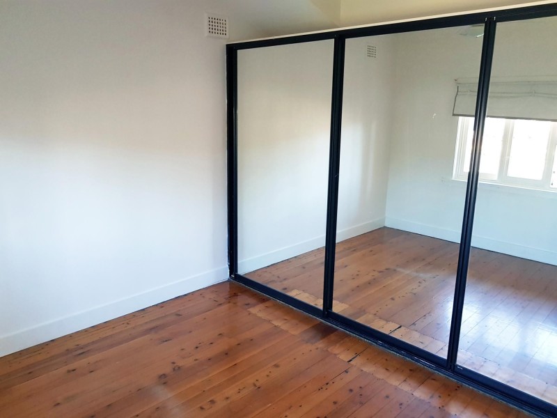 11 Lucas Avenue, Russell Lea NSW 2046