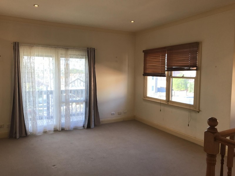 11 Lucas Avenue, Russell Lea NSW 2046