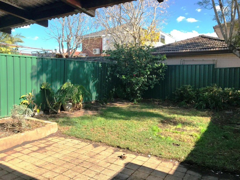 11 Lucas Avenue, Russell Lea NSW 2046