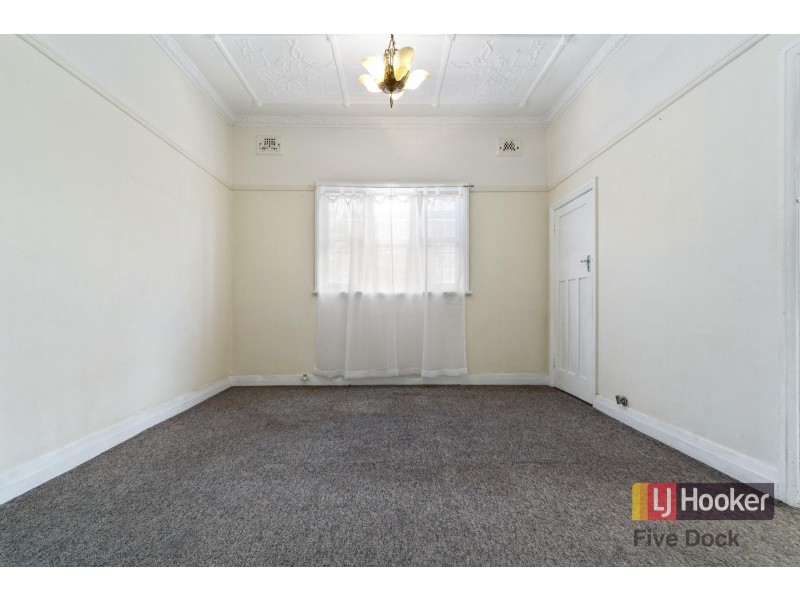388 Lyons Road, Russell Lea NSW 2046