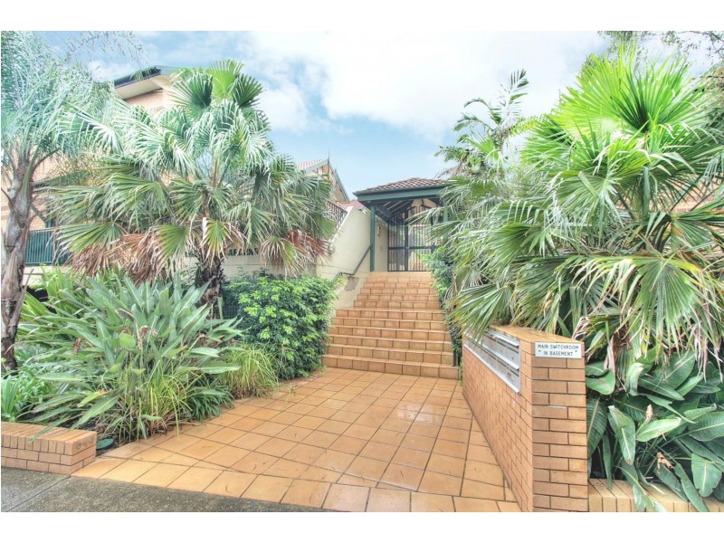 2/1A Henley Marine Drive, Five Dock NSW 2046