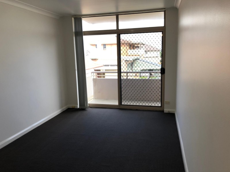 10/275 Lyons Road, Russell Lea NSW 2046