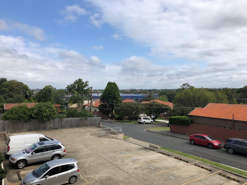 10/275 Lyons Road, Russell Lea NSW 2046