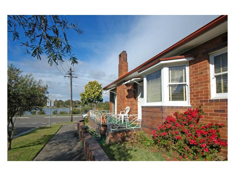64 Henley Marine Drive, Rodd Point NSW 2046