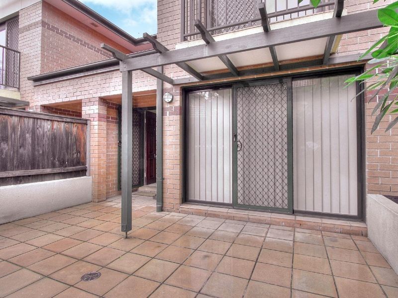 2/1A Henley Marine Drive, Five Dock NSW 2046