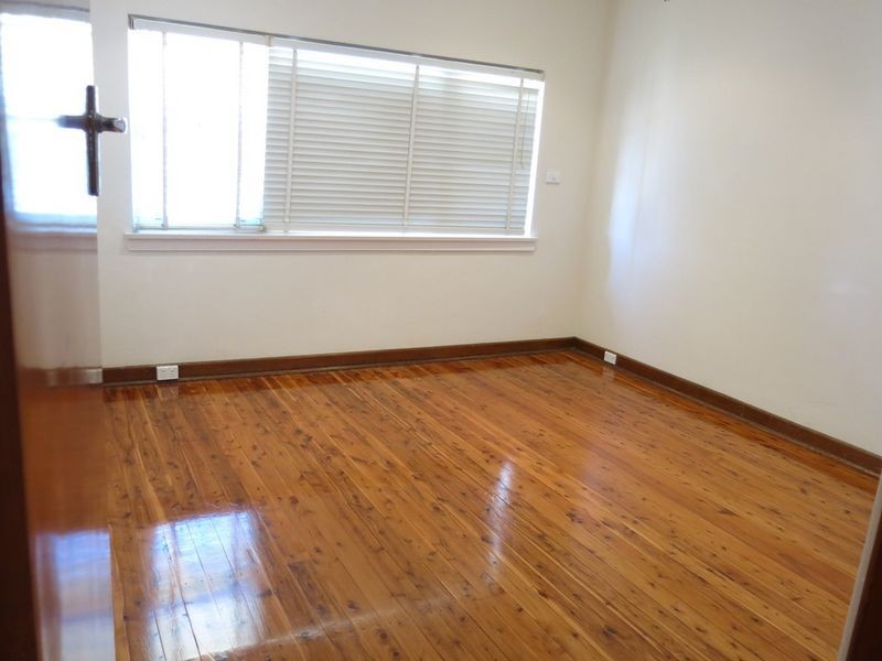 68 Henley Marine Drive, Rodd Point NSW 2046