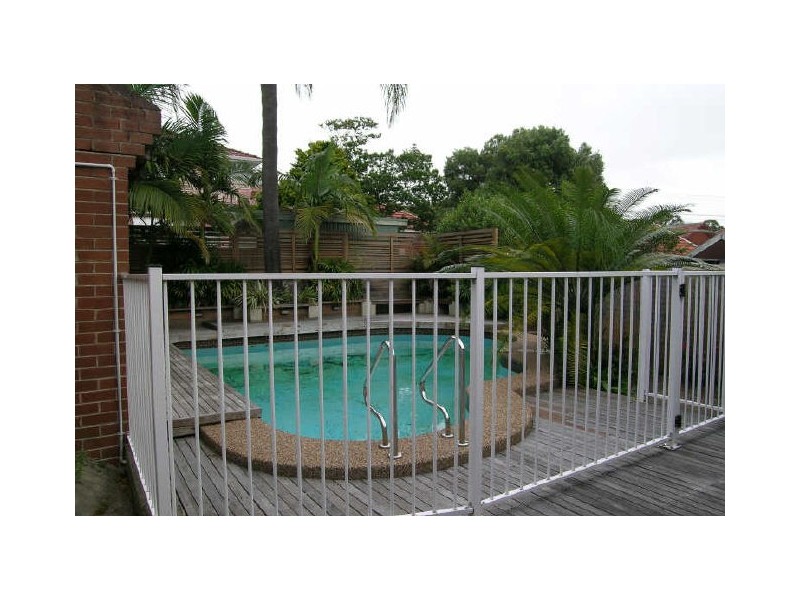 41 Duchess Avenue, Rodd Point NSW 2046