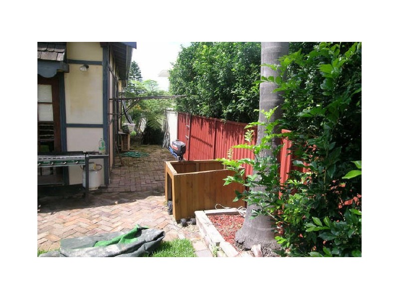 9 BLACKWALL POINT ROAD, Chiswick NSW 2046