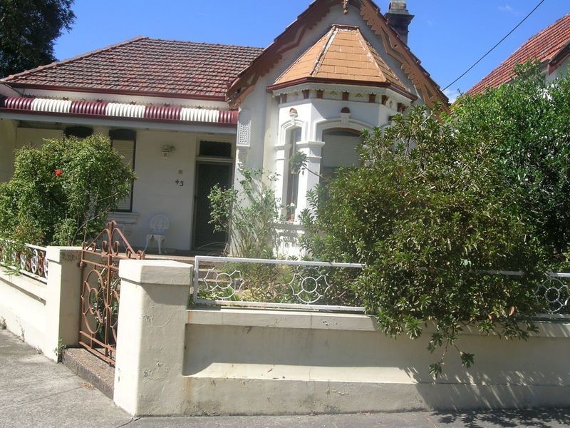 2/43 Ormond Street, Ashfield NSW 2131